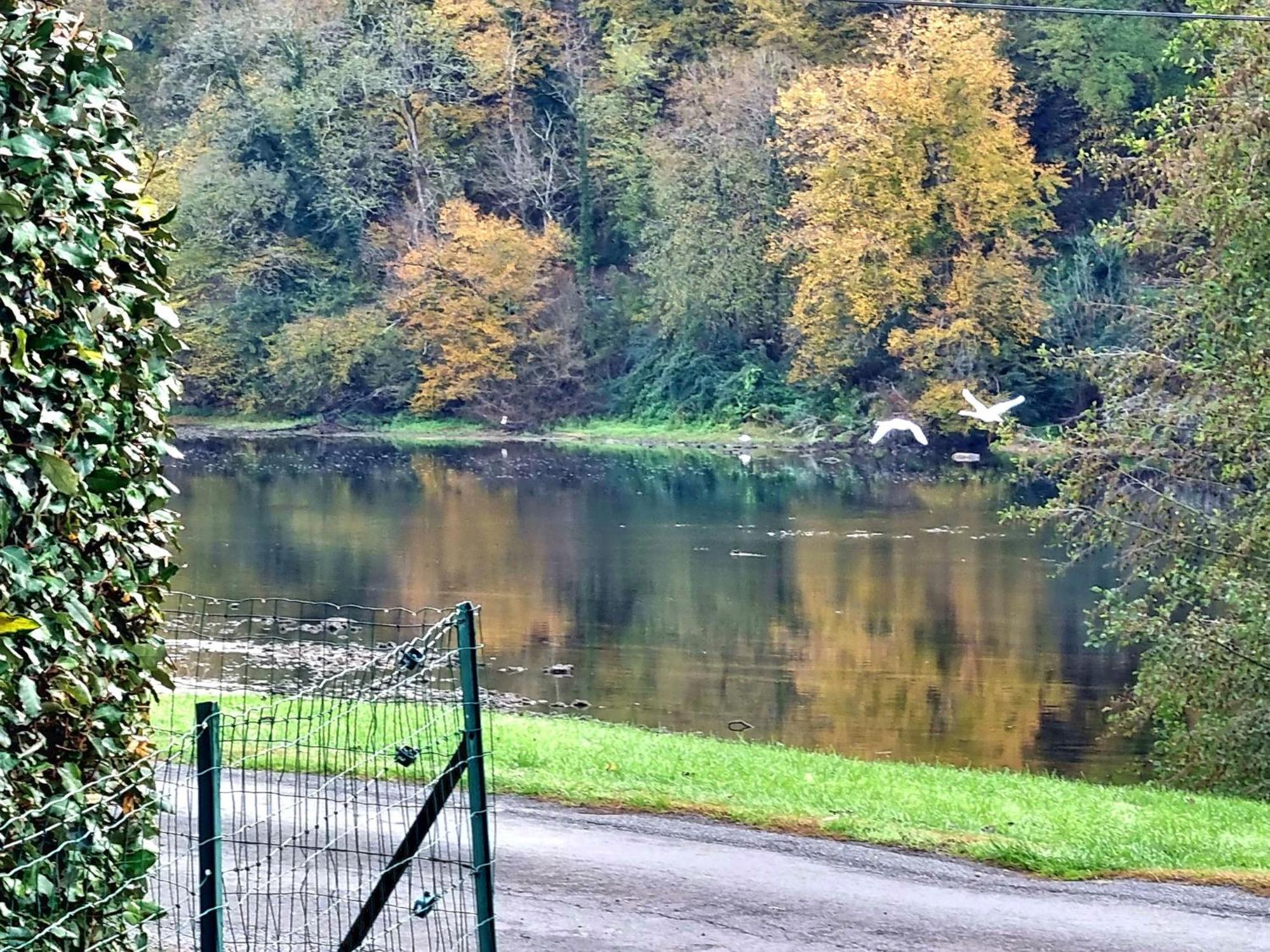 Le De La Dordogne Chalet